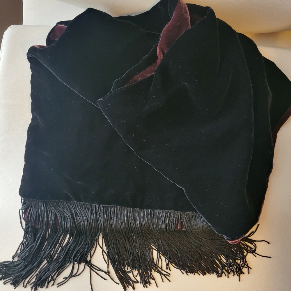 Velvet Scarf Black & Brown Fringe ~ Reversible ~ Luxurious Feel! VGUC ~ Unisex - Picture 3 of 15